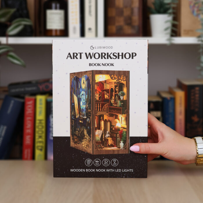 Art Workshop Book Nook - Image 5