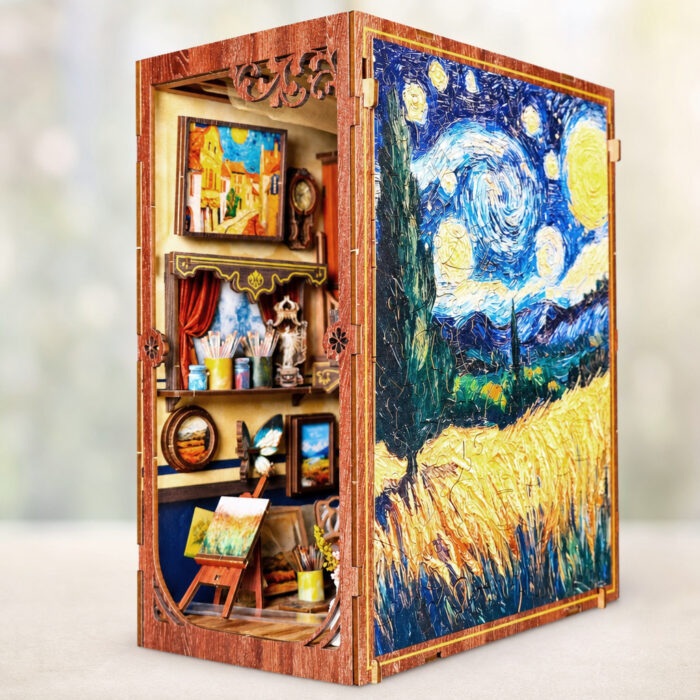 Art Workshop Book Nook - Image 13