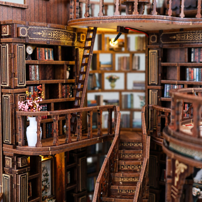 Grand Balcony Book Nook - Image 7