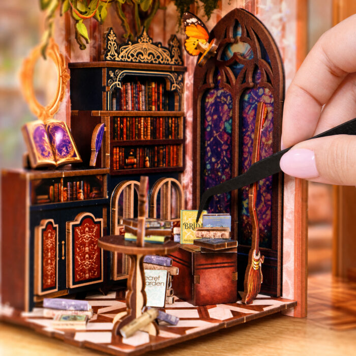 Magic Chamber Book Nook - Image 4