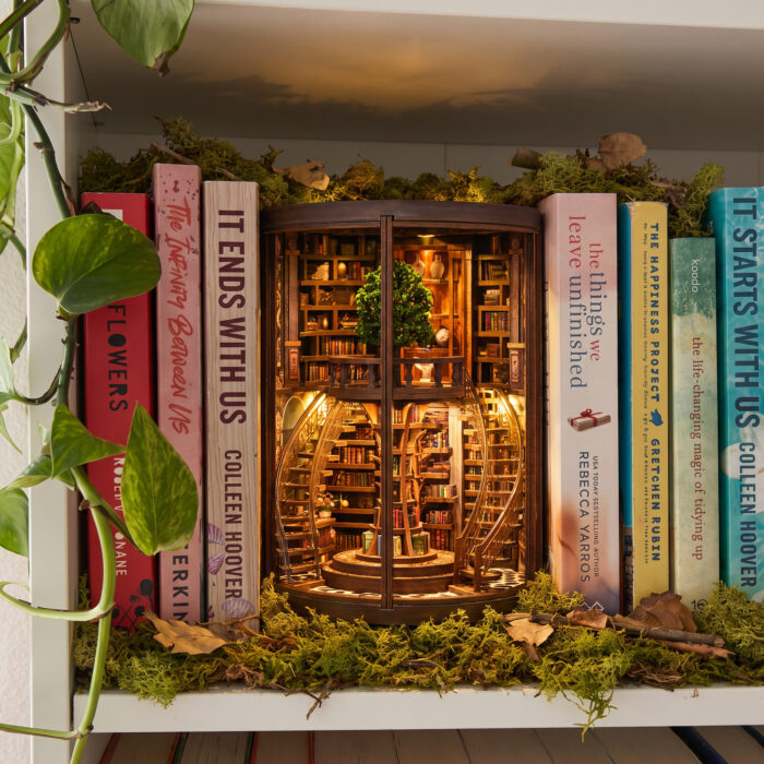 Dream Library Book Nook - Image 5